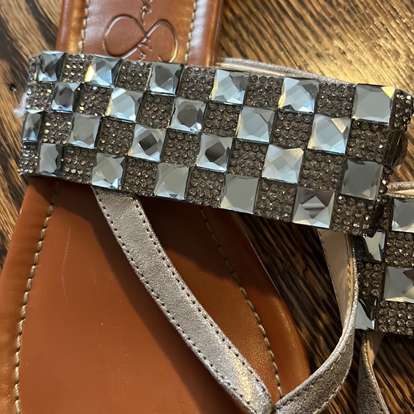 Jessica Simpson sandals - Picture 2 of 3